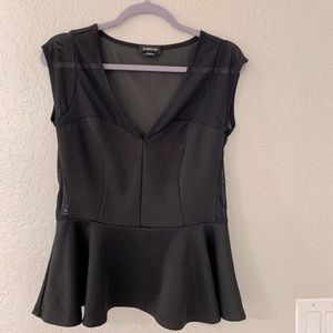bebe’s black top Size L
